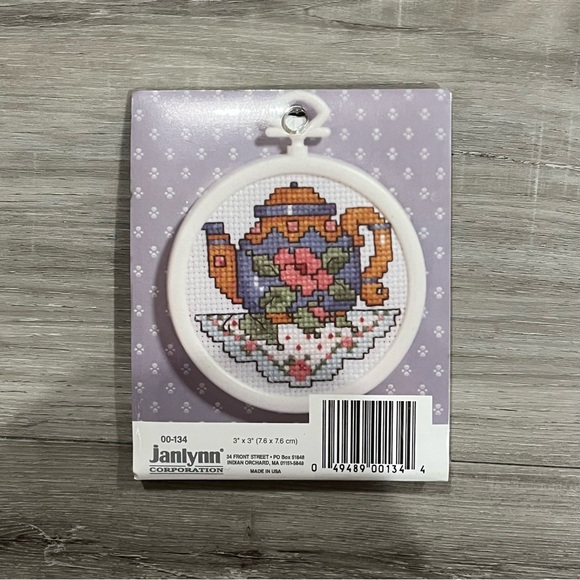NWT Set of 2 Janlynn Counted Cross Stitch Kits with Frames (Teapot & Roses) - Picture 4 of 14